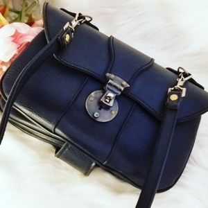 💃🏾SALE✨️Vintage Leather Crossbody Shoulder Bag